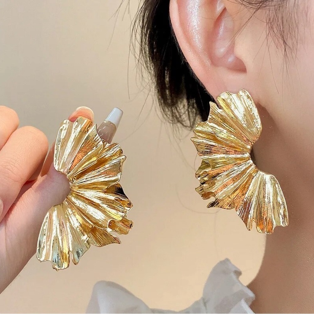 Boutique Gold Fan Clip On Earrings